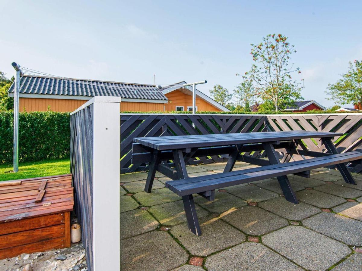 10 Person Holiday Home In Juelsminde Sonderby  Zewnętrze zdjęcie