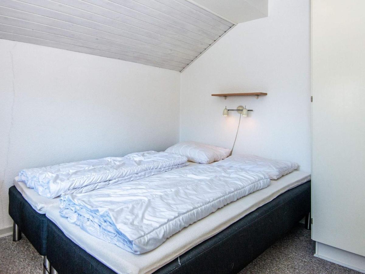 10 Person Holiday Home In Juelsminde Sonderby  Zewnętrze zdjęcie