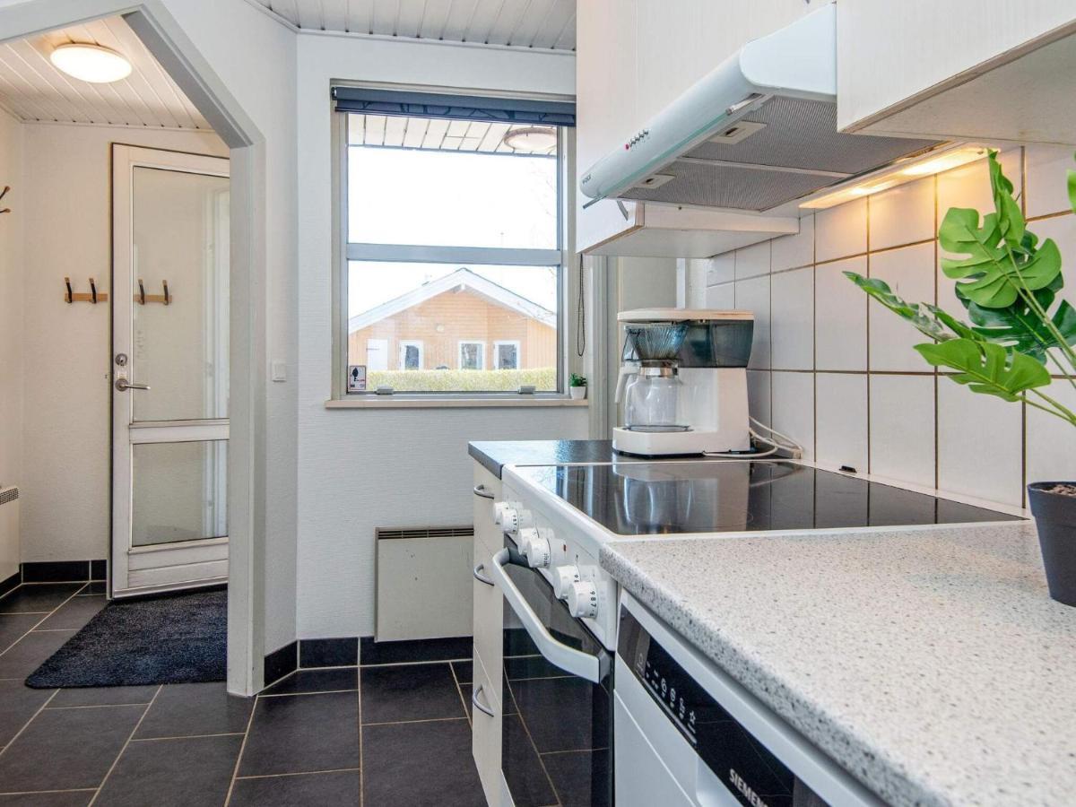 10 Person Holiday Home In Juelsminde Sonderby  Zewnętrze zdjęcie
